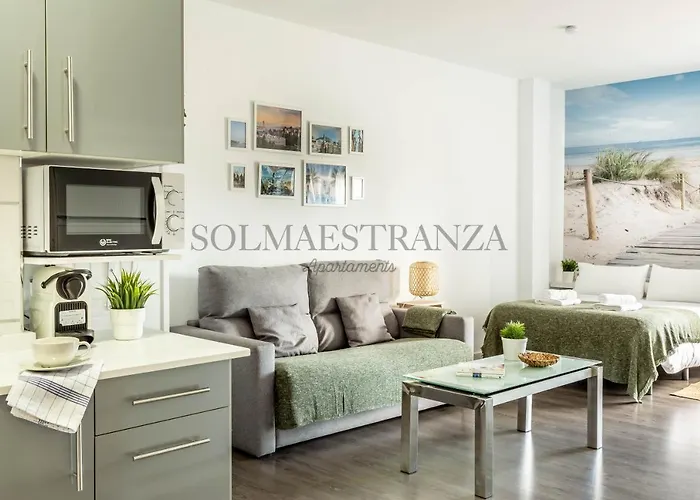 Atarazanas Apartment By Sol Maestranza